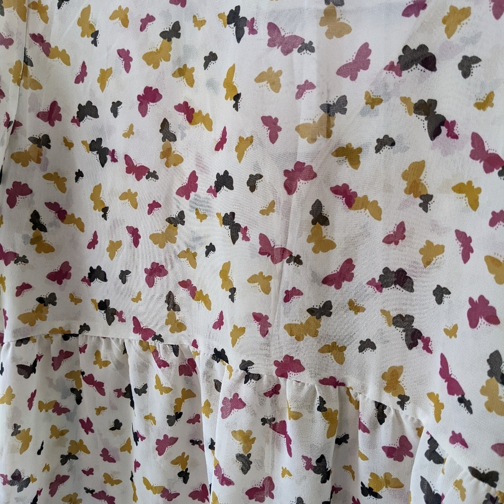 Cute Spring top! - Picture 3 of 4